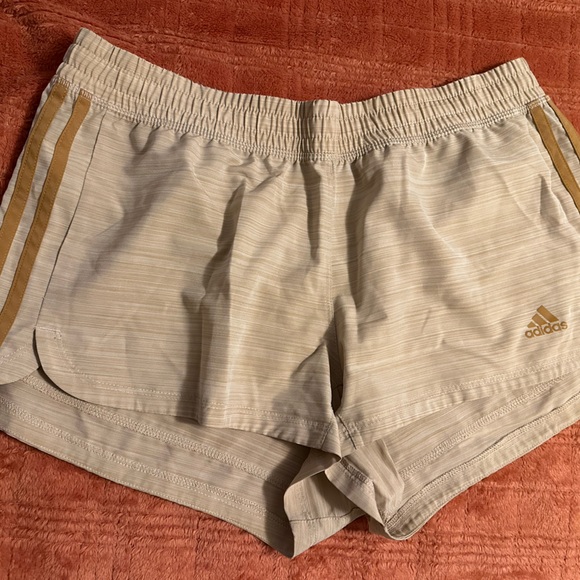 NWOT Adidas Womens Athletic Running Shorts - Picture 1 of 3